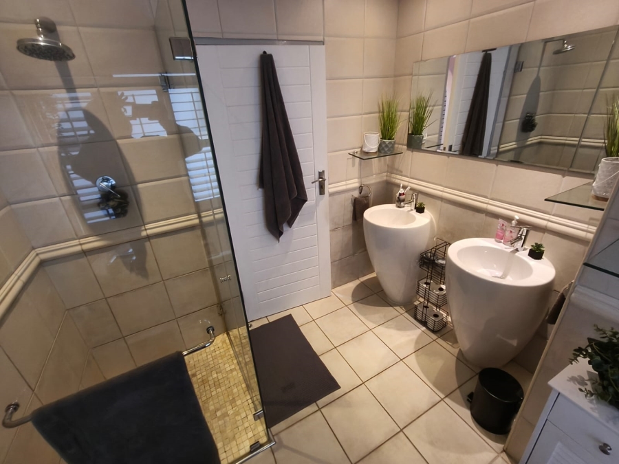 4 Bedroom Property for Sale in Cashan North West